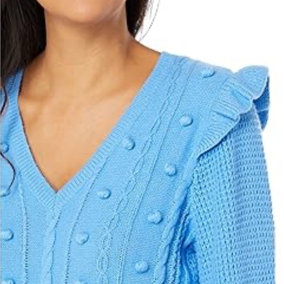 Lilly Pulitzer Greta Cable Knit Blue Textured Pom Pom Sweater XS EUC - Picture 1 of 9